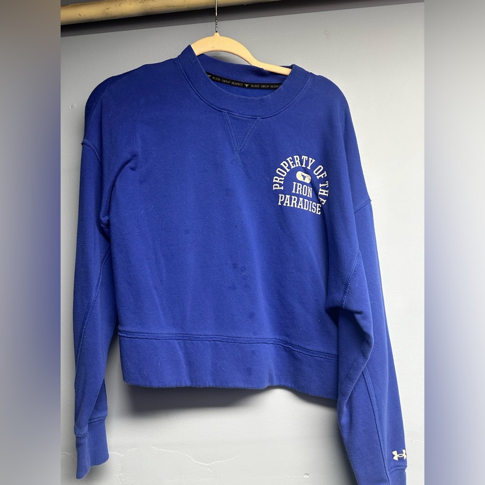 Women’s under armor crew neck